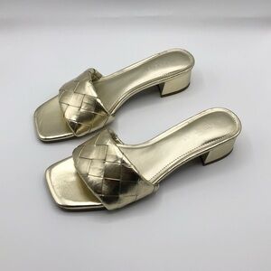 Marc Fisher Gold Metallic Woven Heeled Sandals Women’s Size 6.5